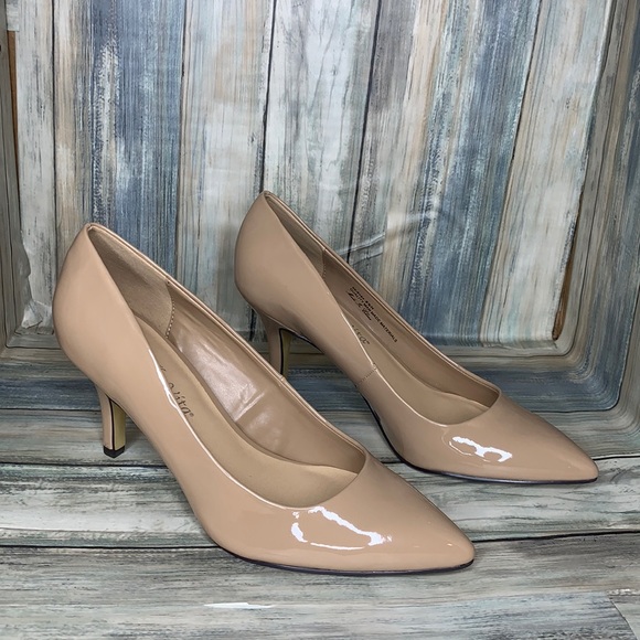 Bella Vita Shoes - Bella Vita Pointed Define II Dress Pump heels nude